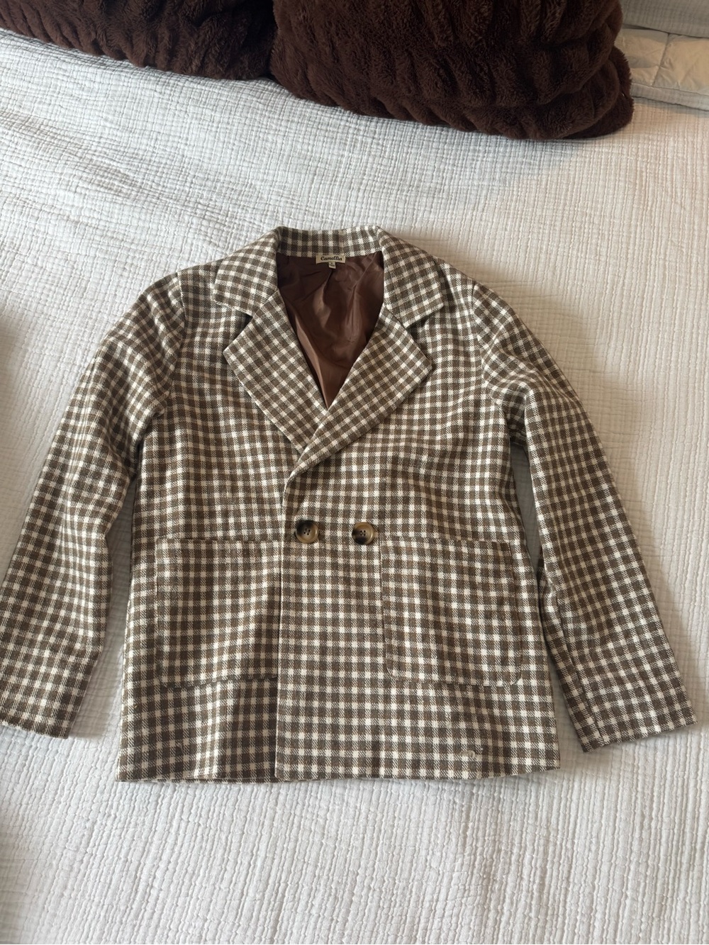 Blazer - Picture 2 of 4
